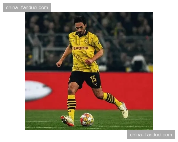 即时战报:菲尔克鲁格破门,多特蒙德客场1-0领先马竞 即时战报:菲尔克鲁格破门,多特蒙德客场1-0领先马竞