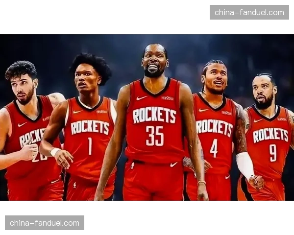 特写:德雷蒙德·格林与狄龙·布鲁克斯发生冲突,两人均被驱逐 特写:德雷蒙德·格林与狄龙·布鲁克斯发生冲突,两人均被驱逐