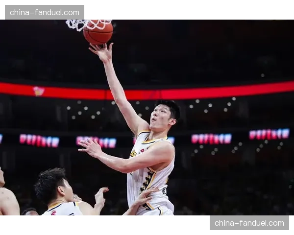 胡金秋复出影响广厦攻防体系，篮板数据升至历史第八位